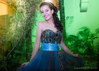 Festa de 15 Anos Tradicional